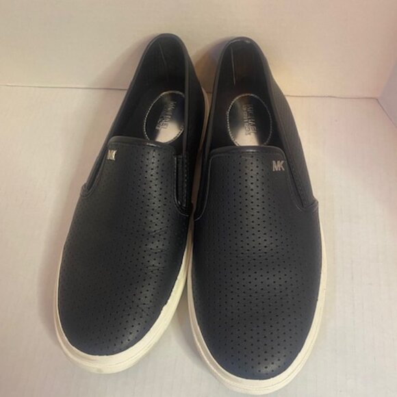 Michael Kors Flat Perforated Slip On Women's Shoes, size 8.5 - Picture 1 of 8